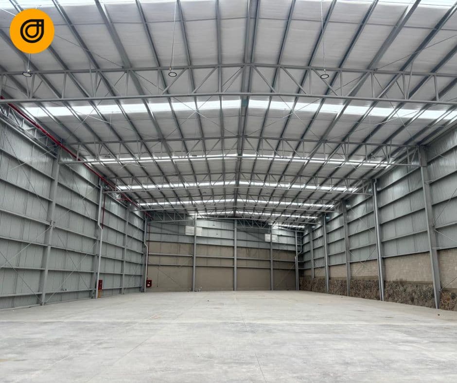 Bodega en Renta Sobre Periférico Oriente, Zona Oblatos. - Imagen 1